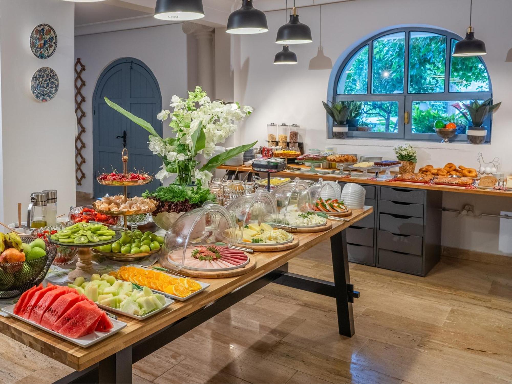 True Blue Boutique Hotel Калкан Екстериор снимка